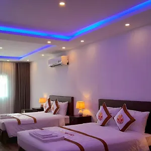 https://the-rice-hotel.hotelsvungtau.com